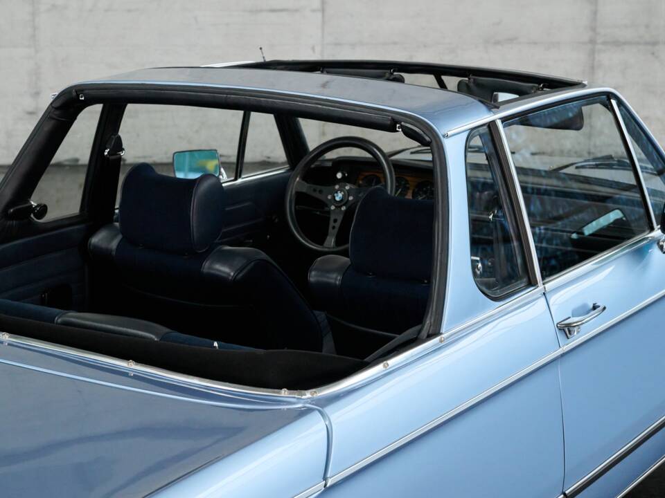 Bild 36/50 von BMW 2002 Baur (1975)