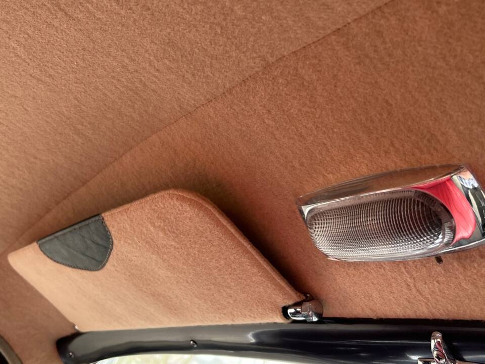 Imagen 29/52 de Mercedes-Benz 180 (1954)