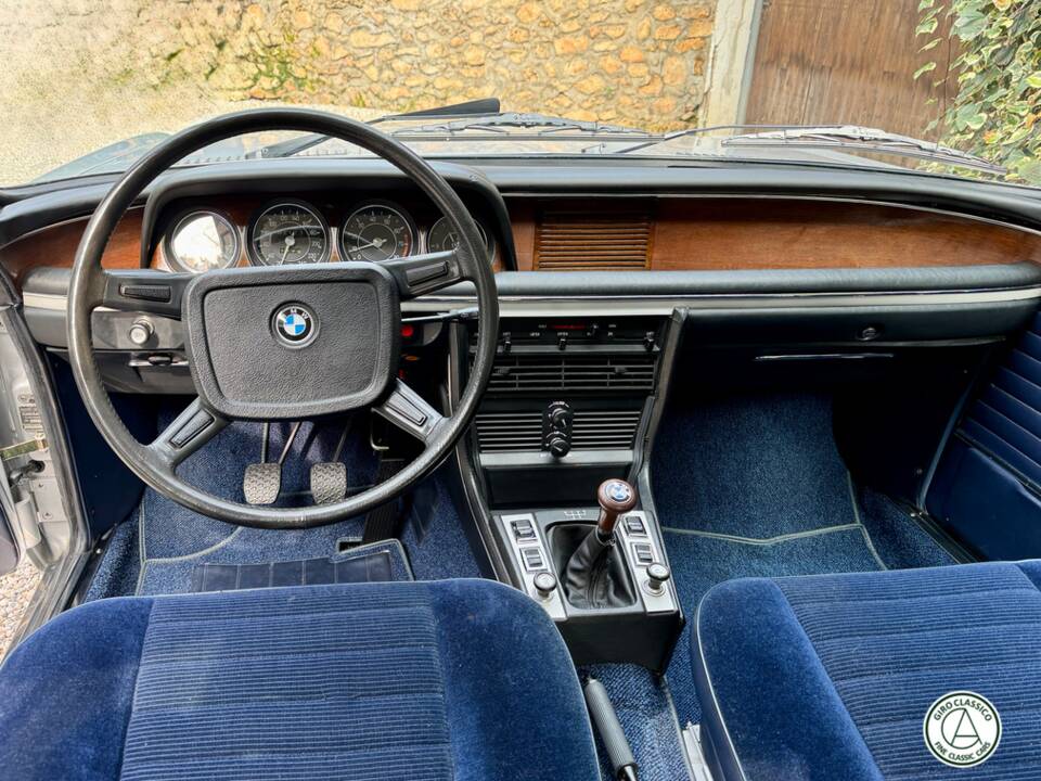 Bild 31/51 von BMW 3,0 CSi (1975)