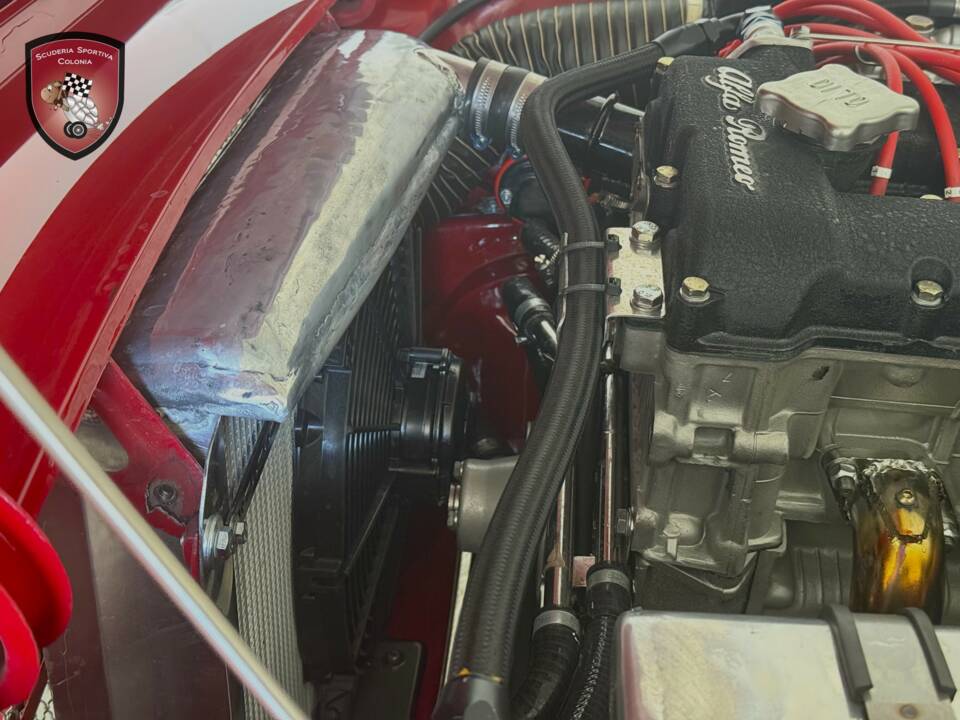 Immagine 39/53 di Alfa Romeo Giulia GT 1300 Junior (1970)