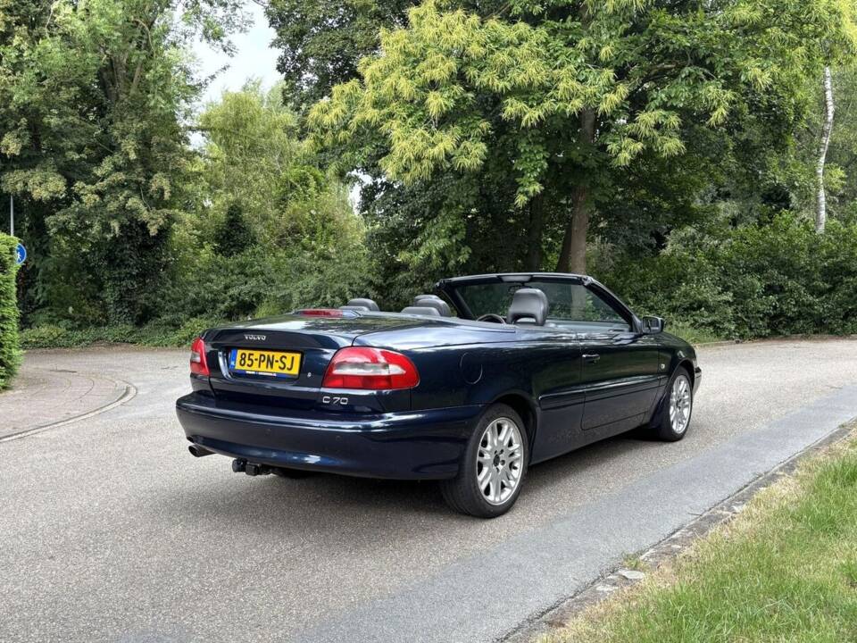 Image 8/21 de Volvo C70 2.0 T (2001)
