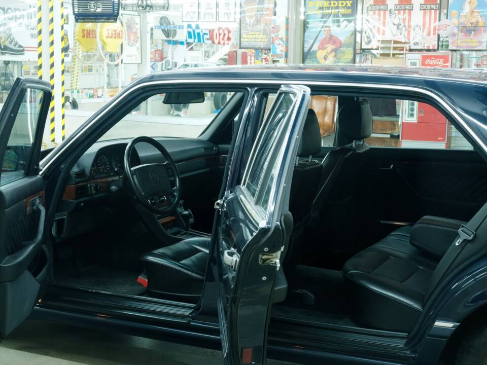 Bild 42/50 von Mercedes-Benz 500 SEL (1990)