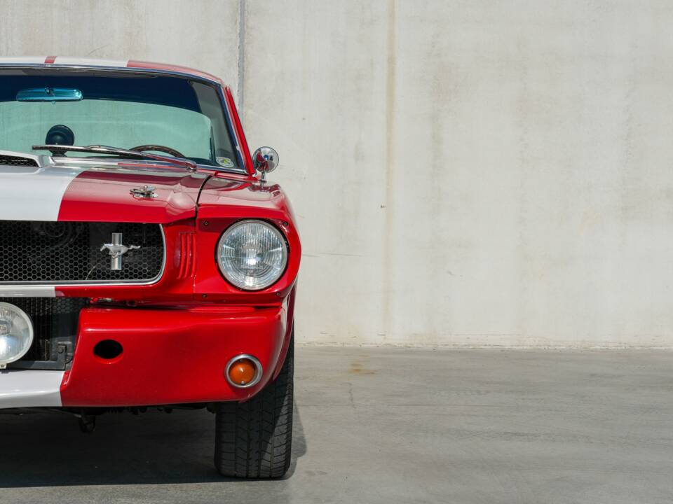 Image 27/50 of Ford Shelby GT 350 (1965)