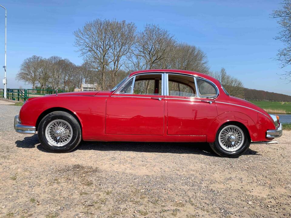 Bild 7/8 von Daimler 2,5 Liter V8 (1963)