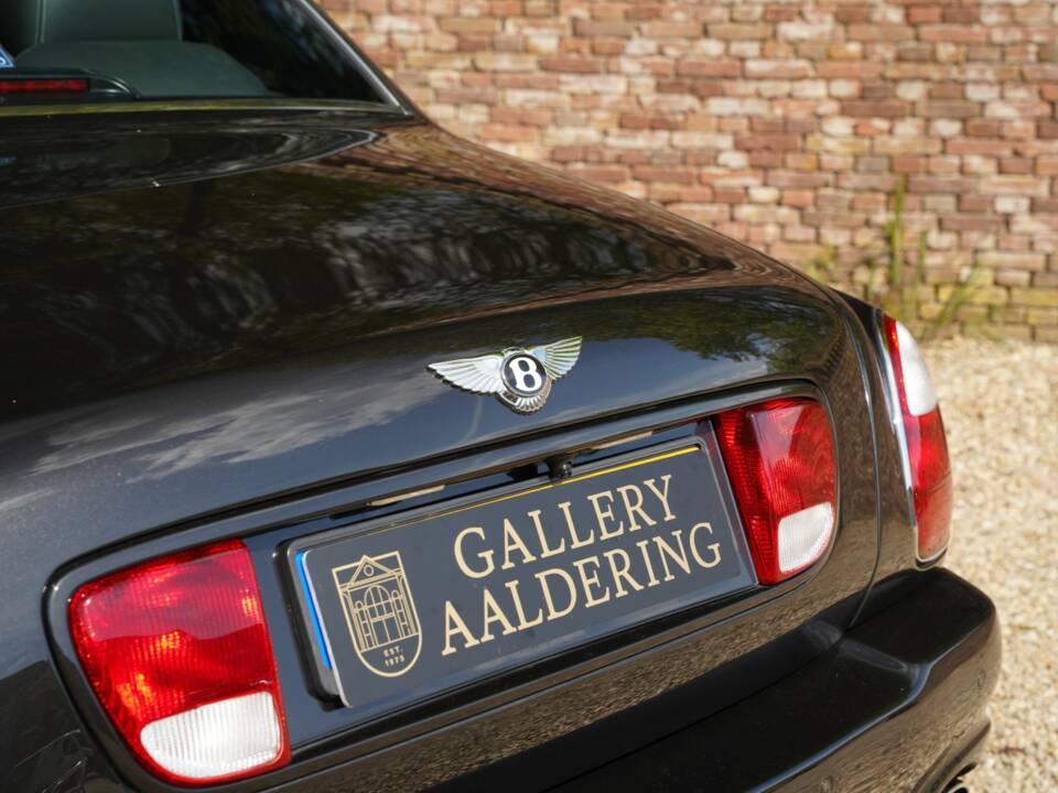 Image 32/50 of Bentley Arnage T (2007)