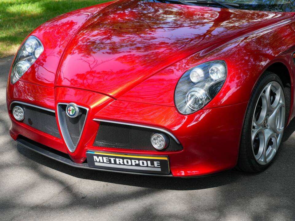 Image 50/50 of Alfa Romeo 8C Spider (2010)