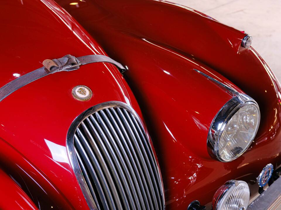 Bild 10/46 von Jaguar XK 120 FHC (1952)