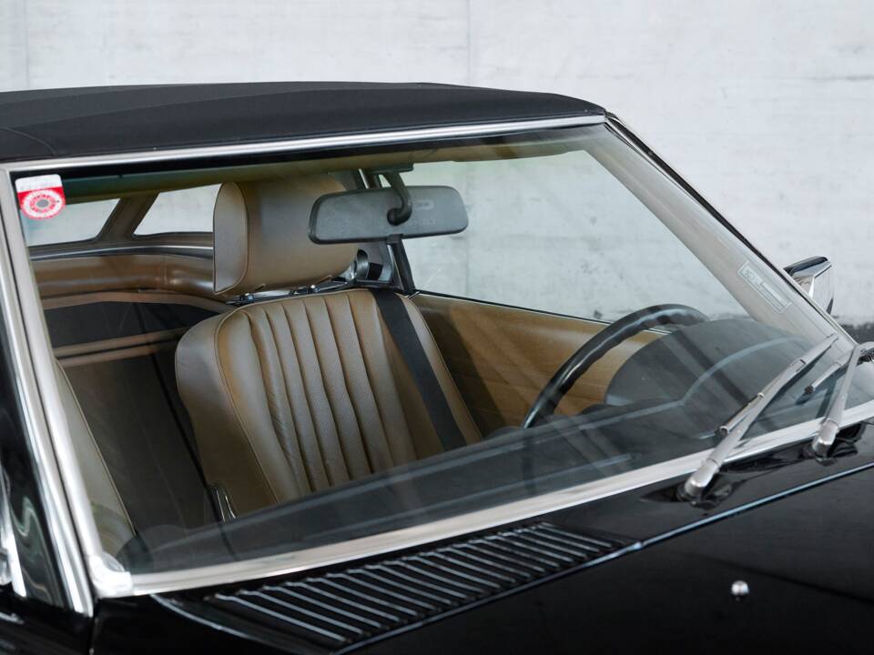 Image 23/50 de Mercedes-Benz 560 SL (1989)