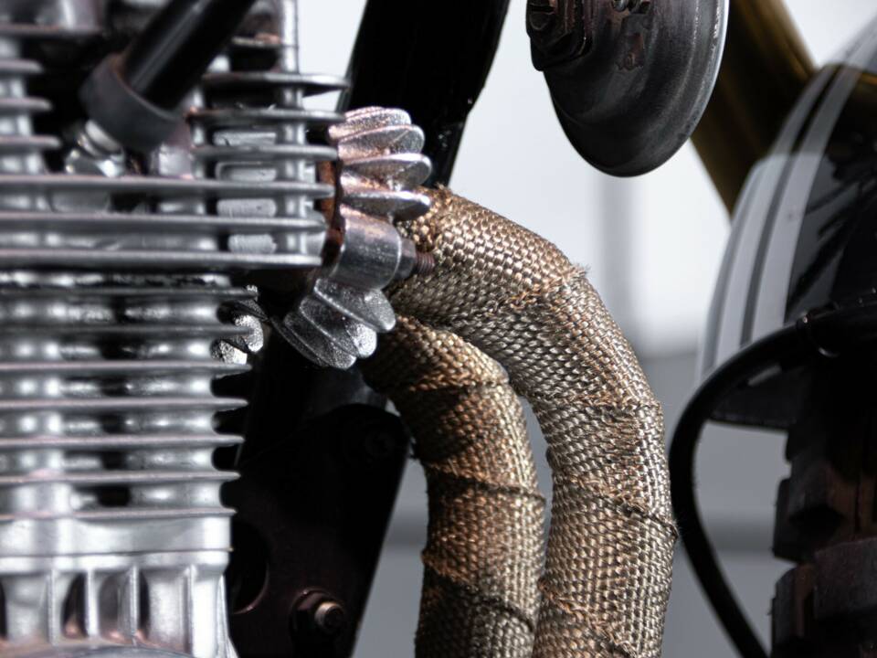 Immagine 11/50 di Honda CB 350 Four (1975)