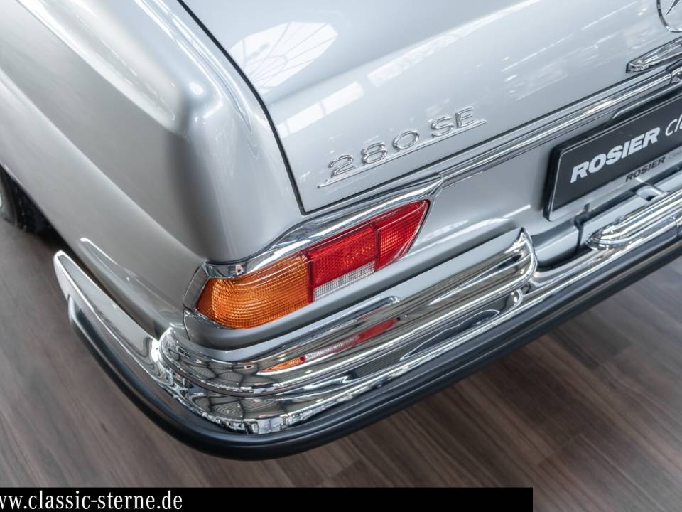 Image 14/15 of Mercedes-Benz 280 SE 3,5 (1971)