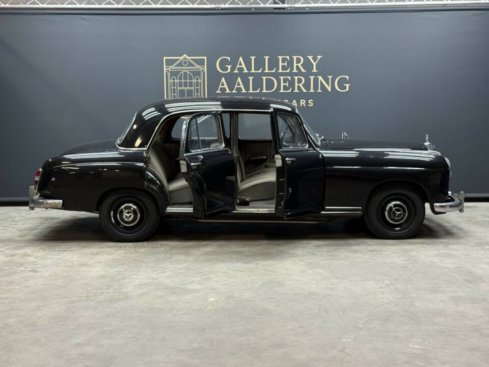 Image 43/50 of Mercedes-Benz 220 S (1955)