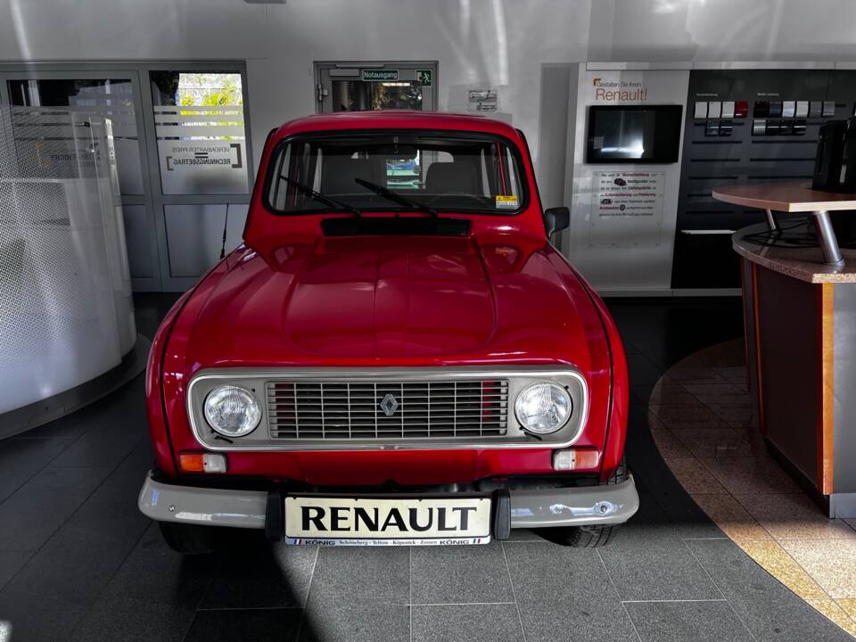 Afbeelding 2/58 van Renault R 4 (1987)