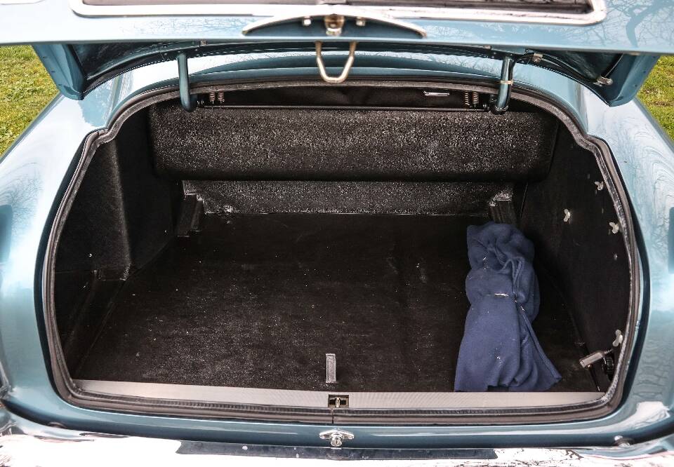 Afbeelding 20/30 van Aston Martin DB 4 (1959)