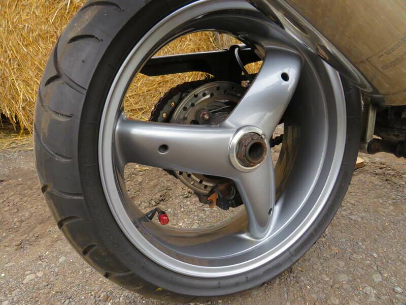 Image 32/40 of Triumph DUMMY (2006)