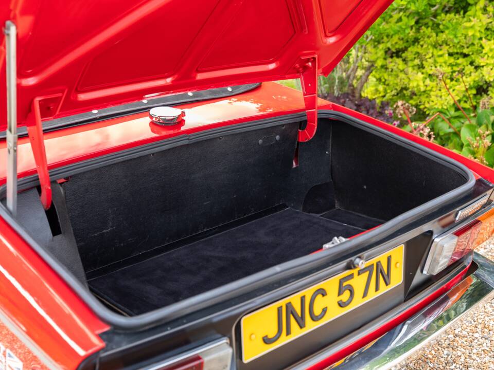 Immagine 8/50 di Triumph TR 6 (1975)