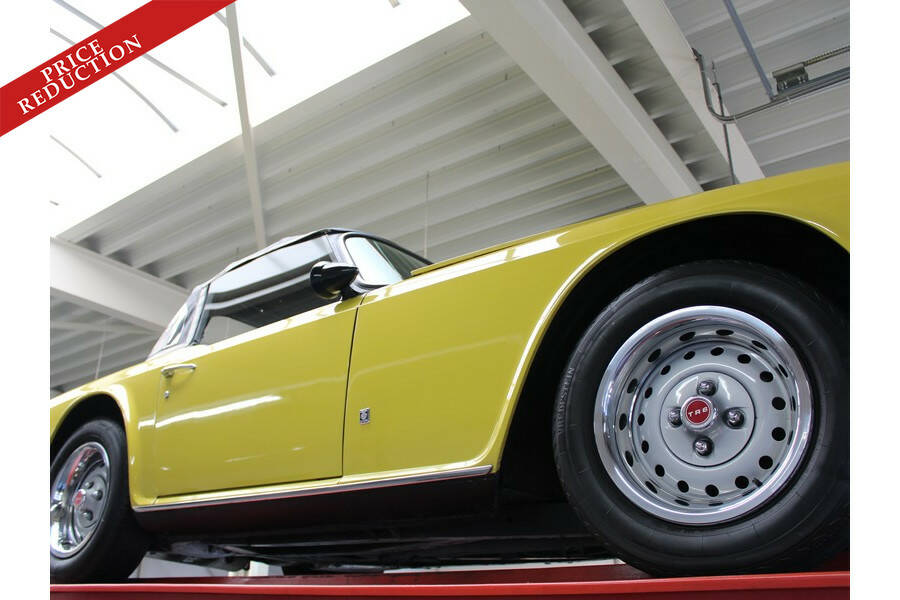 Image 13/50 of Triumph TR 6 (1975)