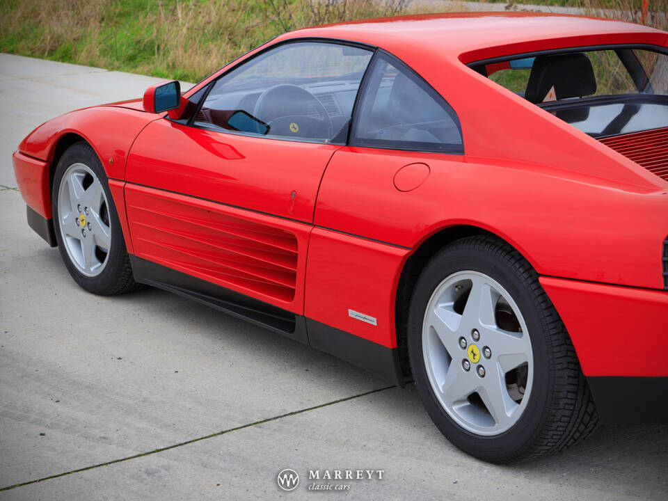 Image 54/64 de Ferrari 348 TB (1989)
