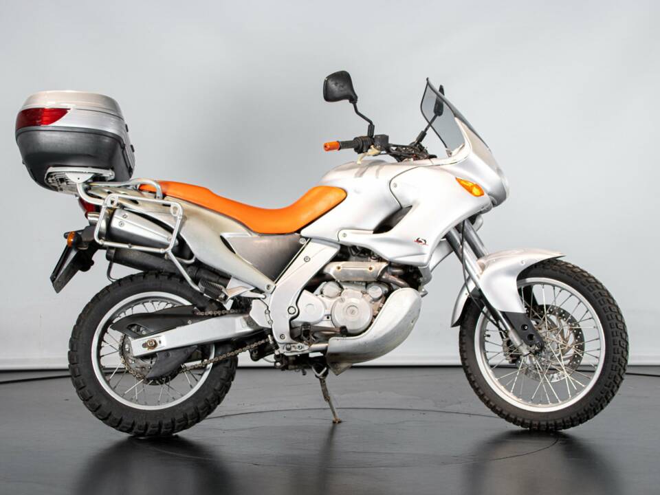 Bild 5/50 von Aprilia Pegaso 650 (1999)
