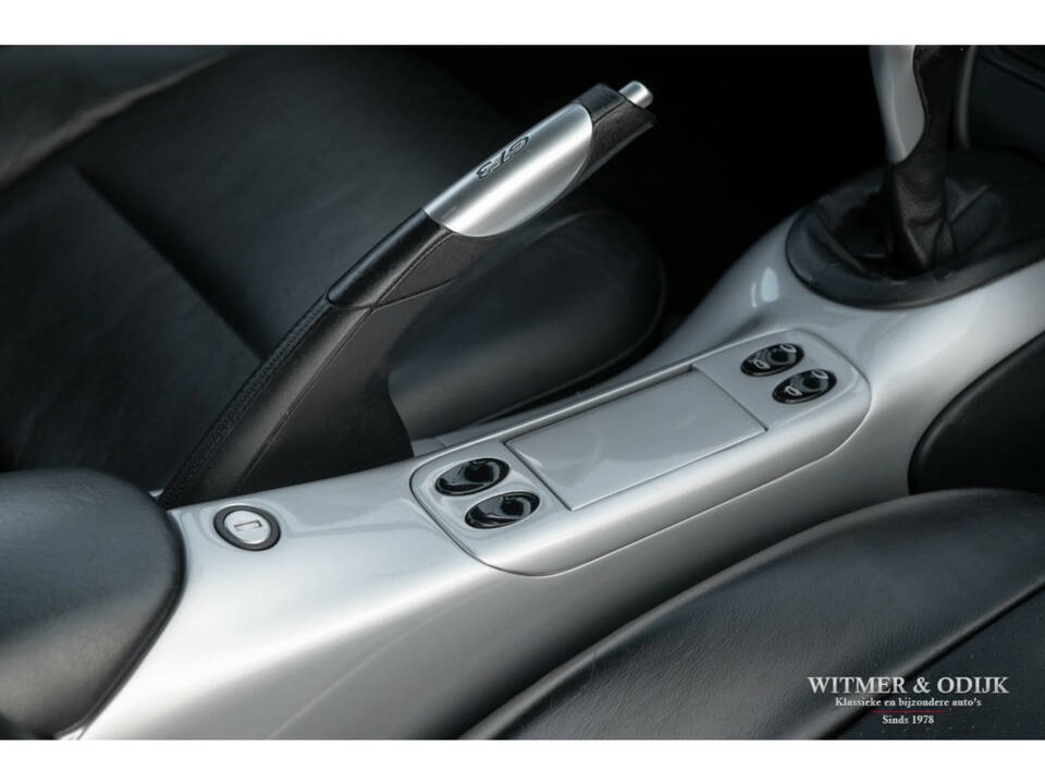 Image 27/33 of Porsche 911 GT3 (2000)