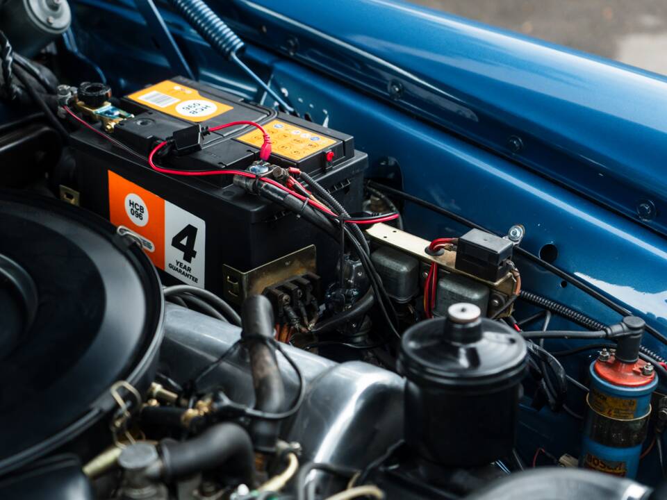 Image 20/57 de Mercedes-Benz 280 SE 3,5 (1971)