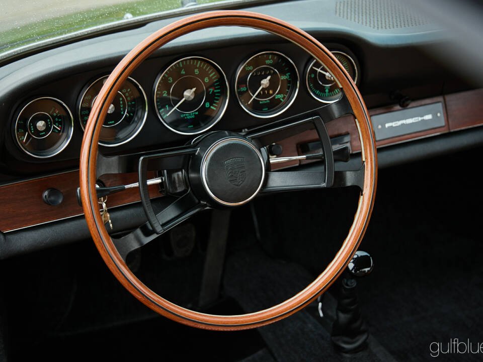 Bild 25/92 von Porsche 911 2.0 (1965)