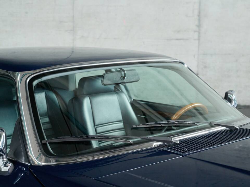 Image 29/50 of Jaguar XJS 5.3 V12 (1993)