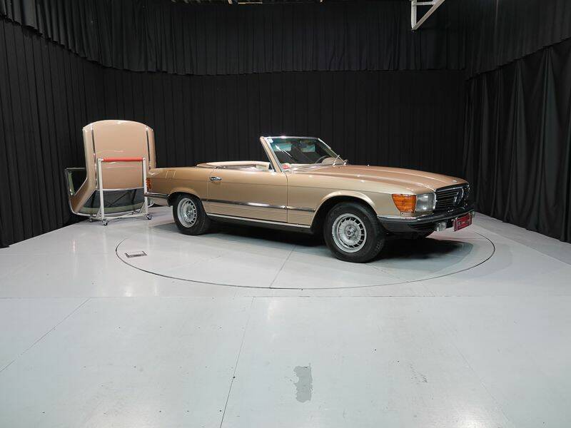 Image 3/15 of Mercedes-Benz 350 SL (1972)