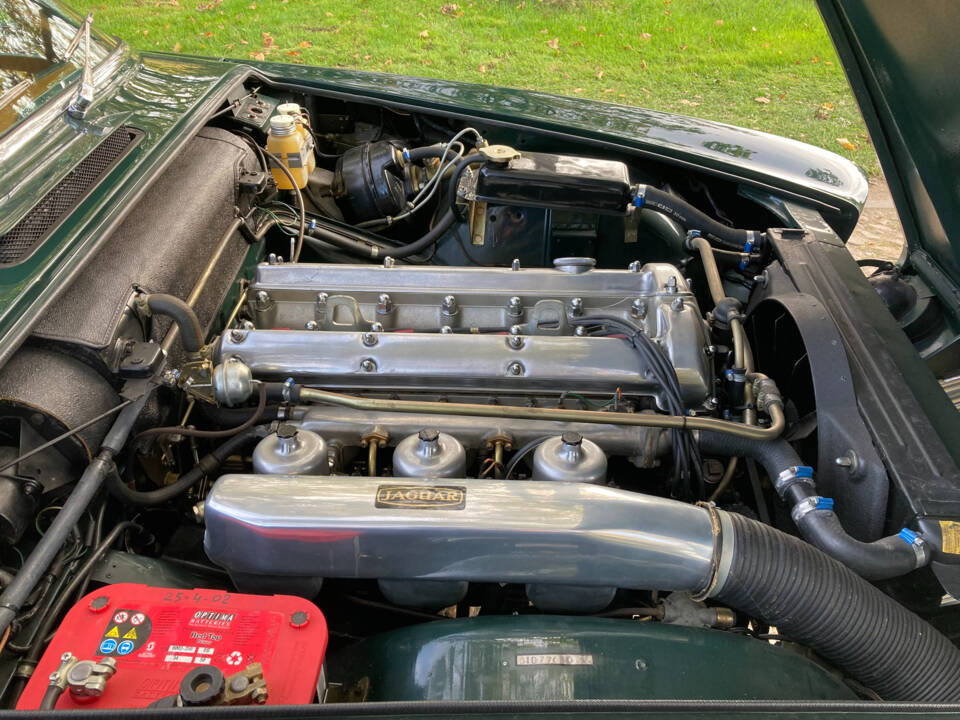Image 31/52 de Jaguar 420 G (1967)