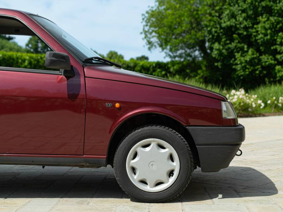 Immagine 18/46 di Autobianchi Y10 (1993)