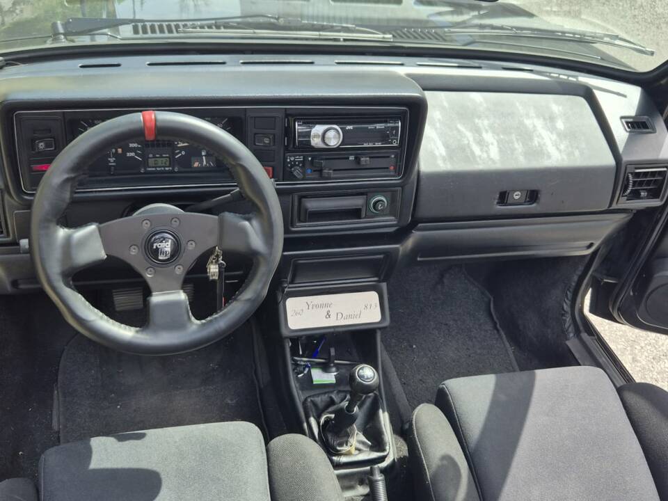Bild 8/12 von Volkswagen Golf Mk I Convertible 1.8 (1993)