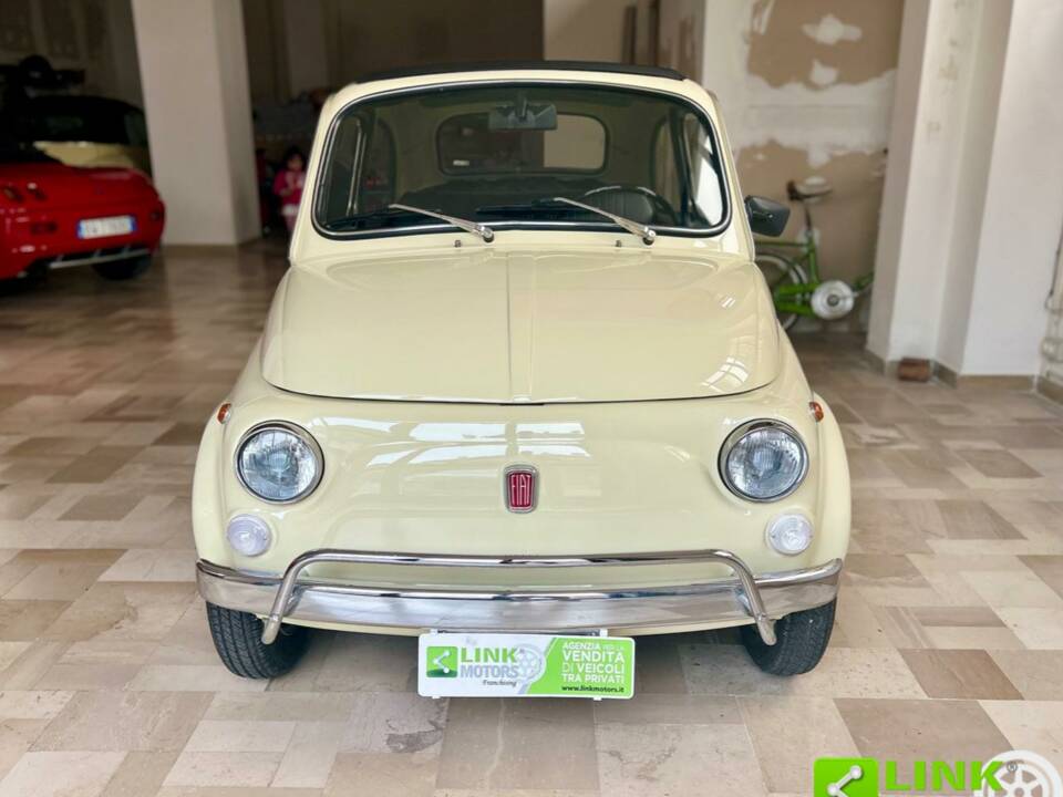 Image 2/10 of FIAT 500 F (1969)