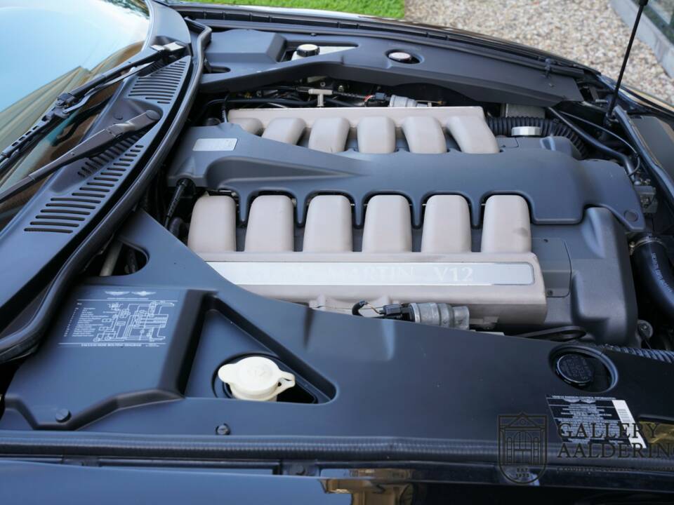 Immagine 15/50 di Aston Martin DB AR1 (2004)