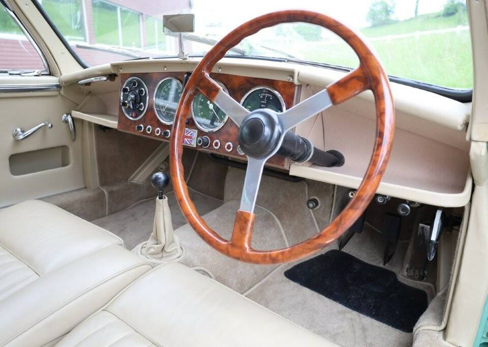 Bild 22/36 von Aston Martin DB 2&#x2F;4 Mk I (1954)