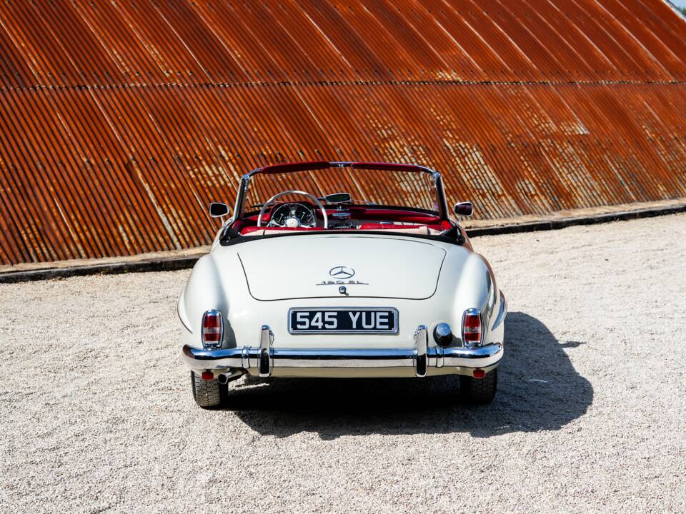Image 6/33 de Mercedes-Benz 190 SL (1959)