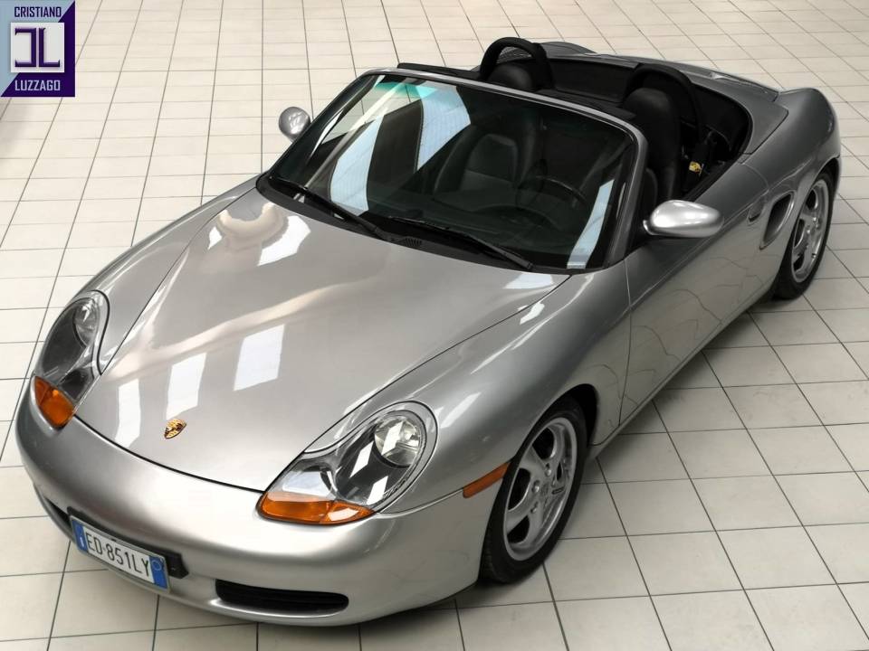 Image 6/40 of Porsche Boxster (1997)