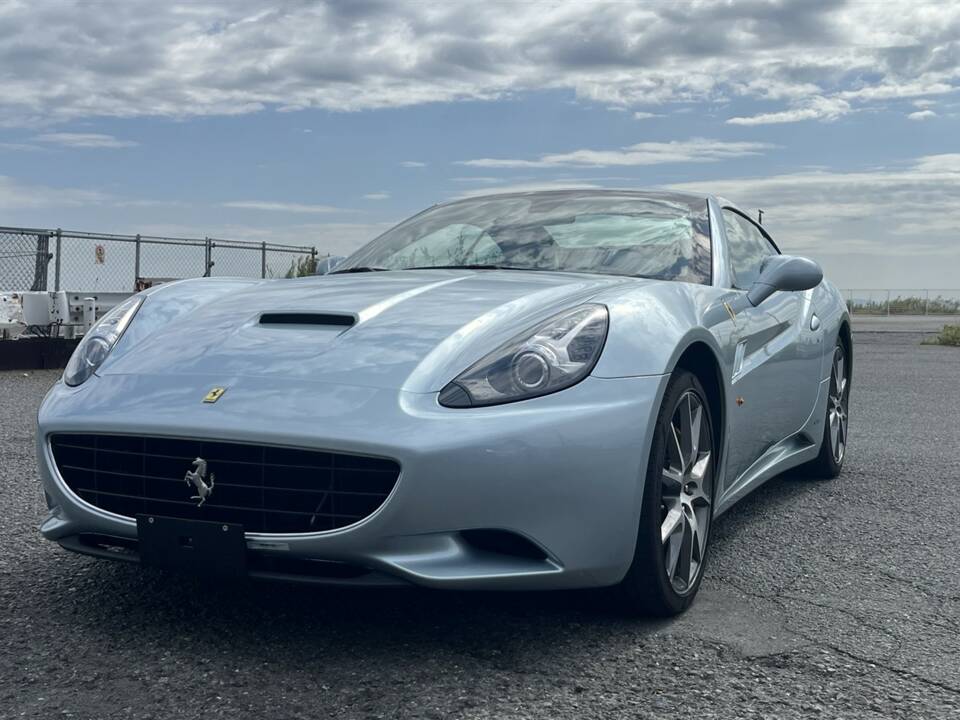 Afbeelding 3/66 van Ferrari California 30 (2013)