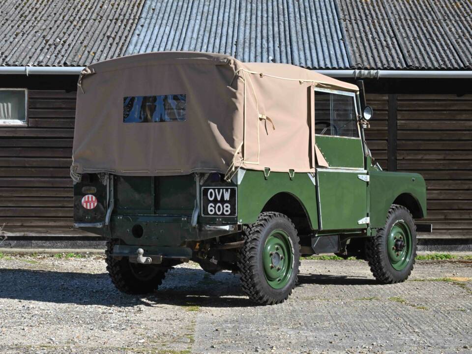 Image 18/50 of Land Rover 80 (1949)
