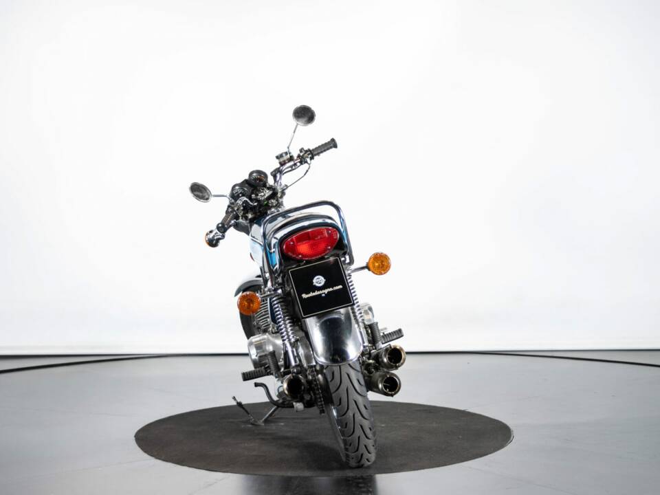 Image 3/49 of Kawasaki H1 500 Mach III (1976)