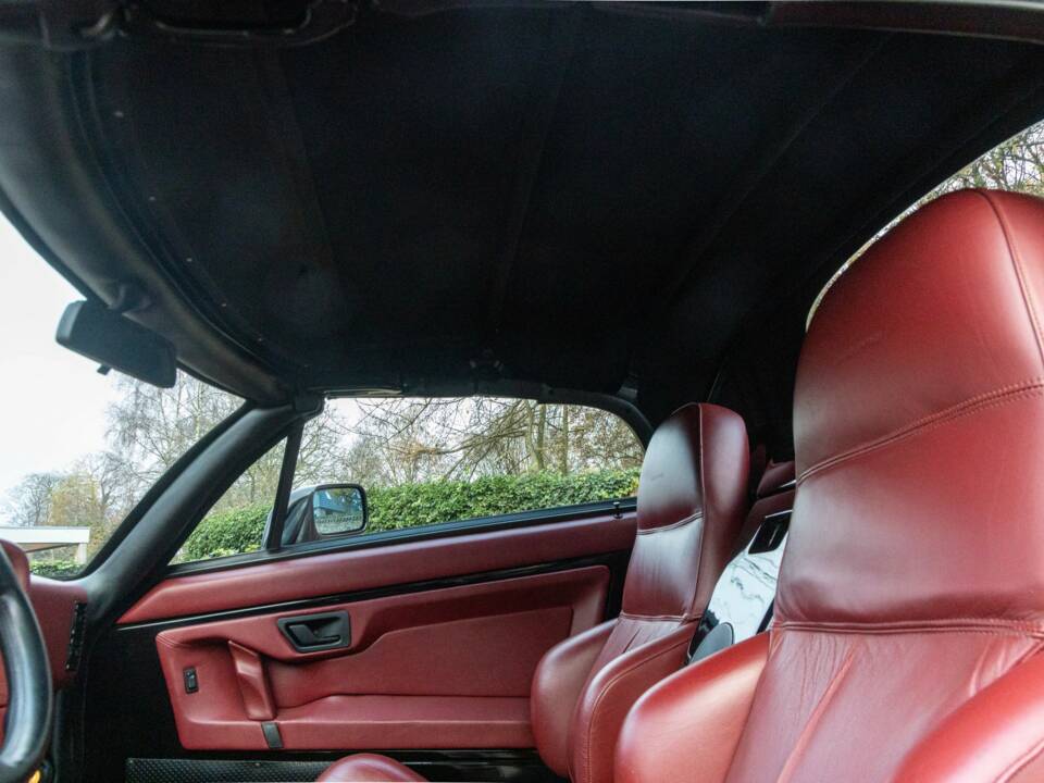 Imagen 29/50 de Alfa Romeo RZ (1994)