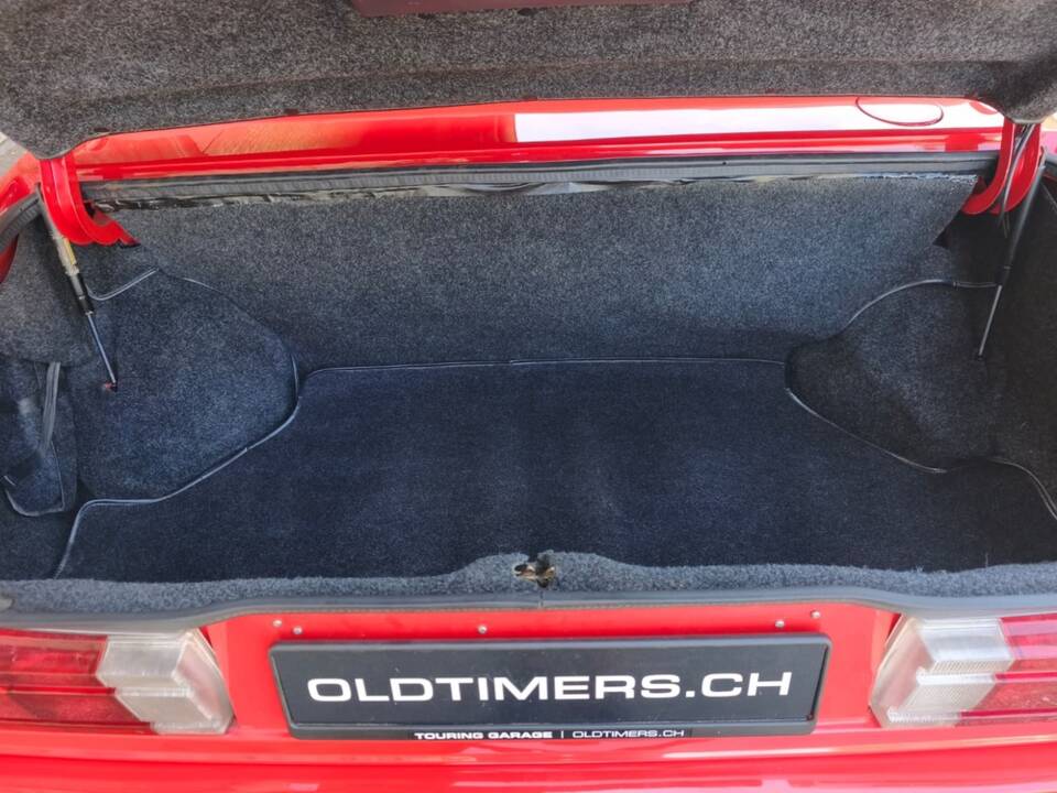 Image 16/29 of Maserati Spyder (1992)