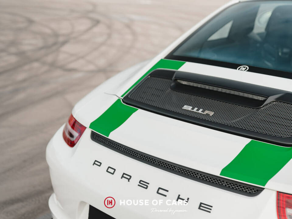 Image 21/50 of Porsche 911 R (2017)