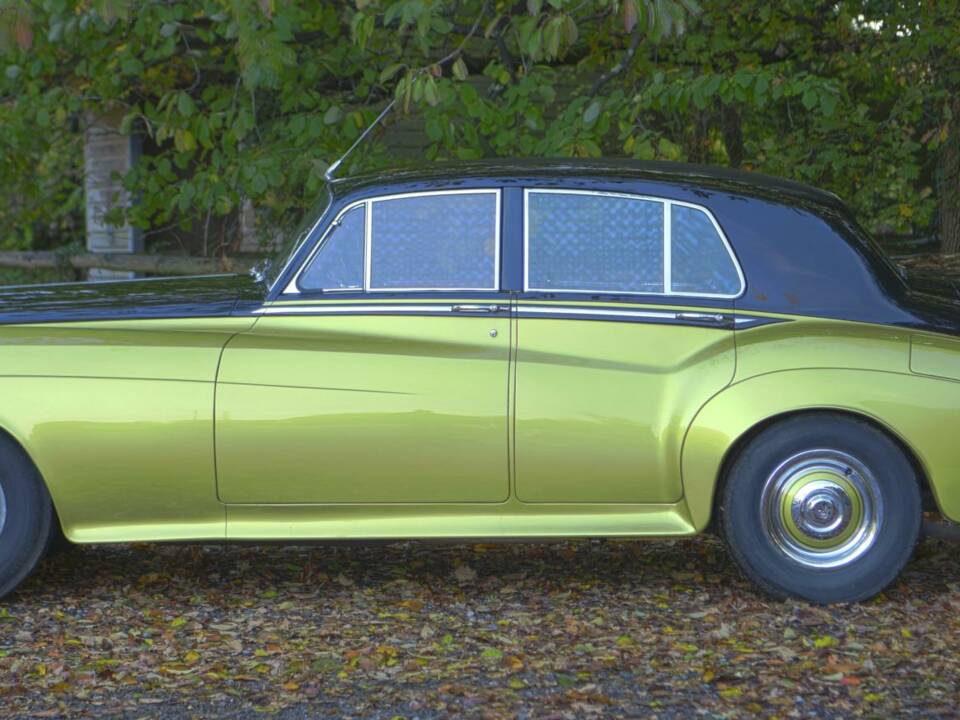 Image 7/38 of Rolls-Royce Silver Cloud I (1959)