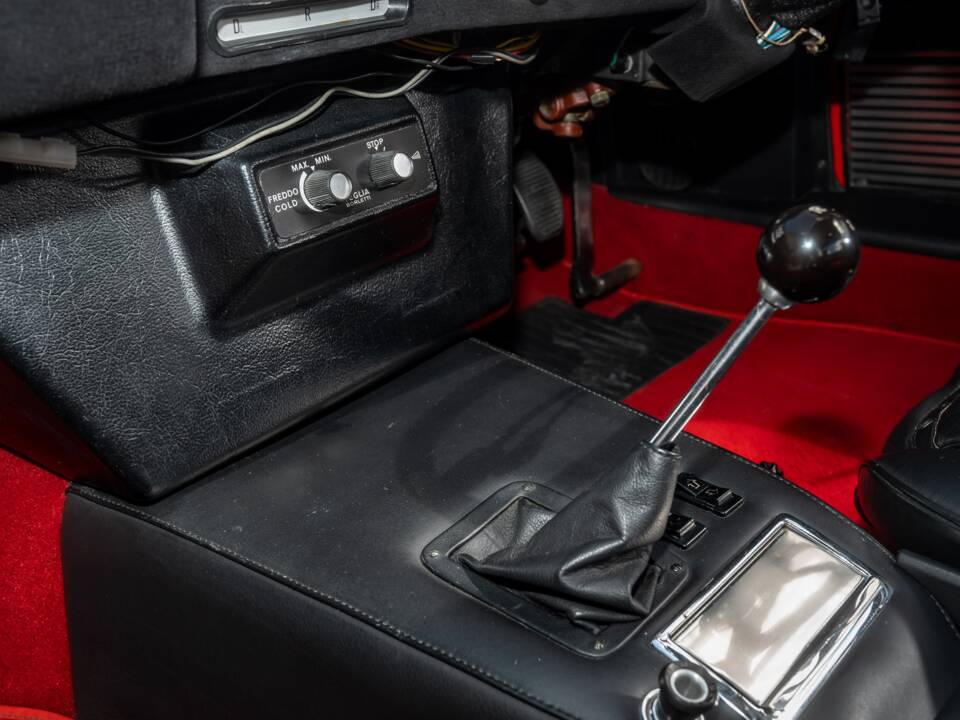 Bild 64/79 von Ferrari 365 GTB/4 Daytona (1969)