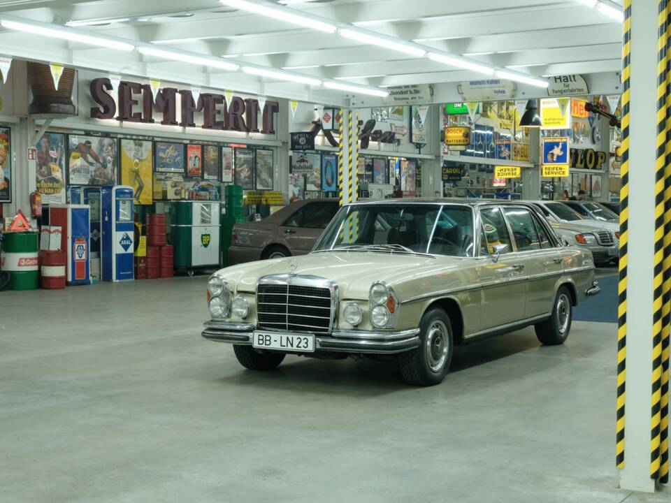 Bild 3/50 von Mercedes-Benz 300 SEL 6.3 (1968)