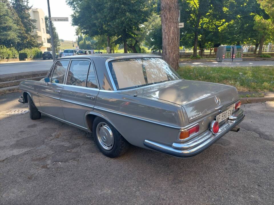 Imagen 5/14 de Mercedes-Benz 280 SE (1968)