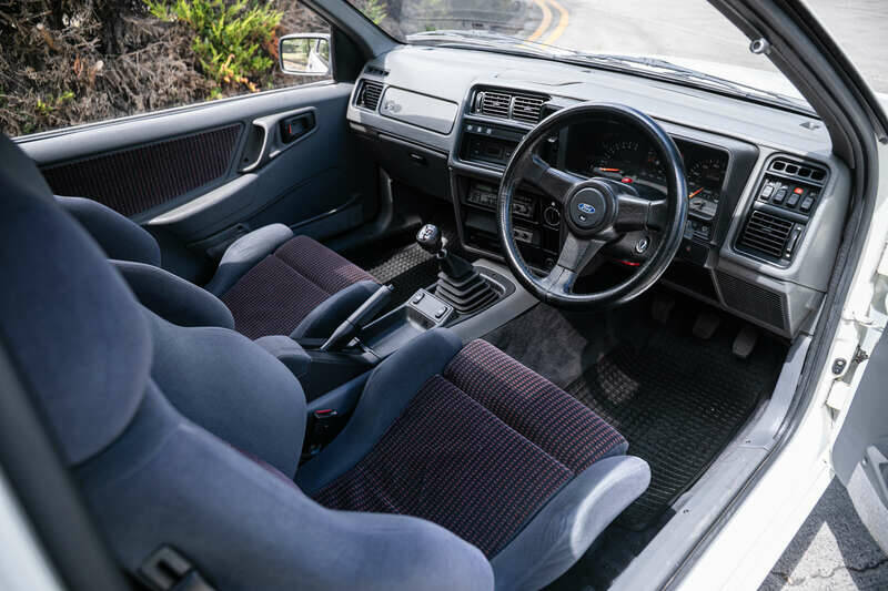 Image 2/50 of Ford Sierra RS Cosworth (1986)