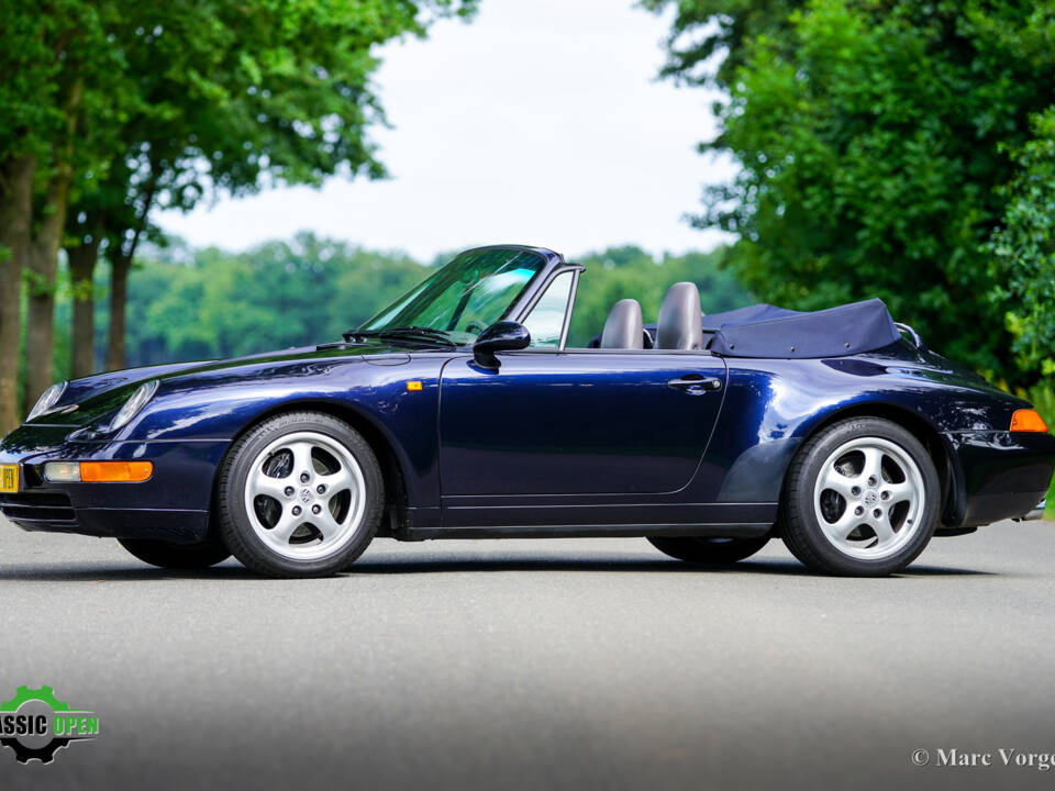 Image 22/60 de Porsche 911 Carrera (1994)