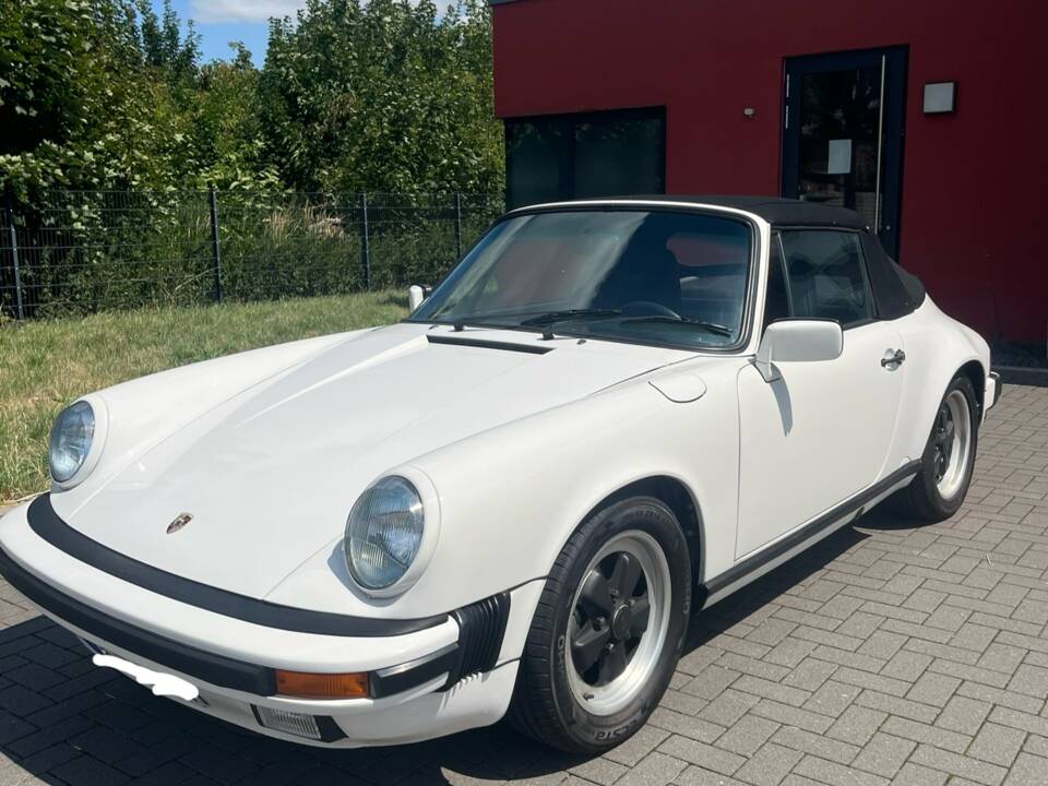 Immagine 3/18 di Porsche 911 Carrera 3.2 (1986)