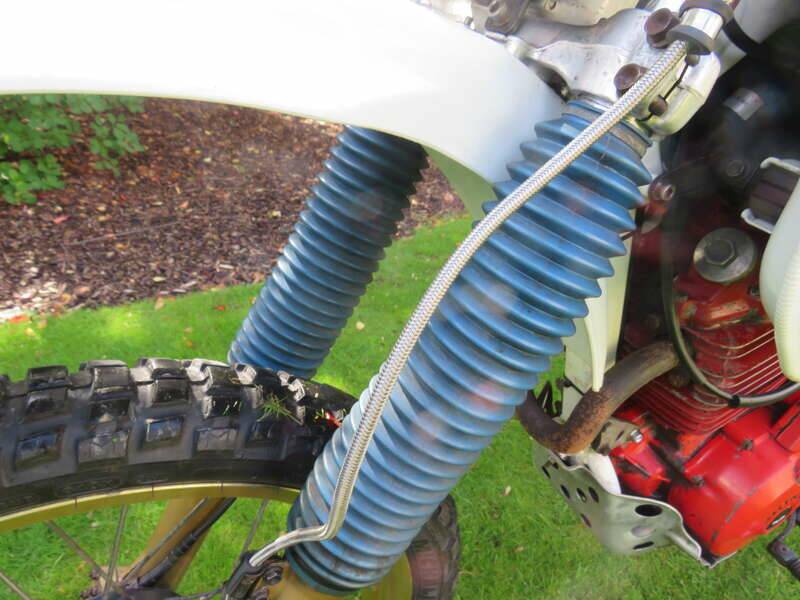 Bild 37/47 von Honda DUMMY (1985)