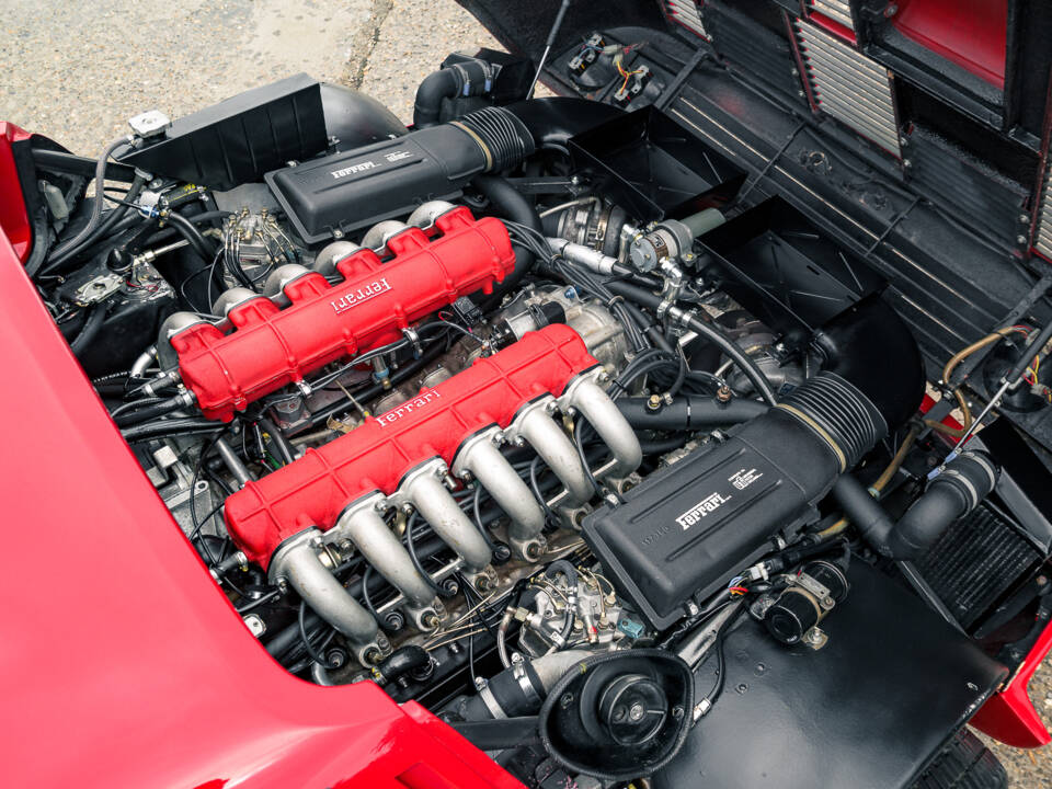 Image 45/52 of Ferrari 512 BB (1978)